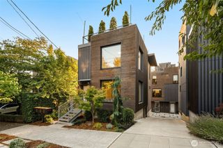 1105 Yakima Avenue S, Seattle, WA 98144
