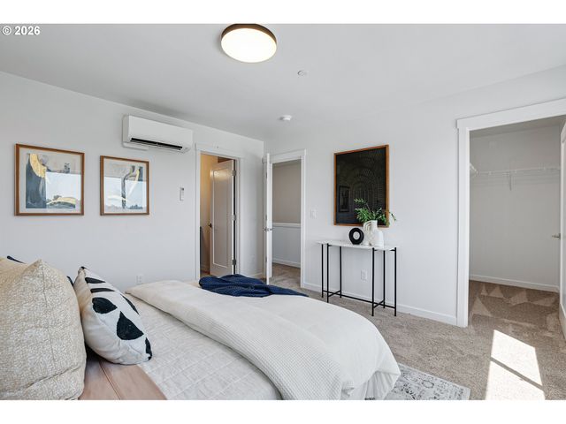 7306 Sw 13th Ave, Portland, OR 97239