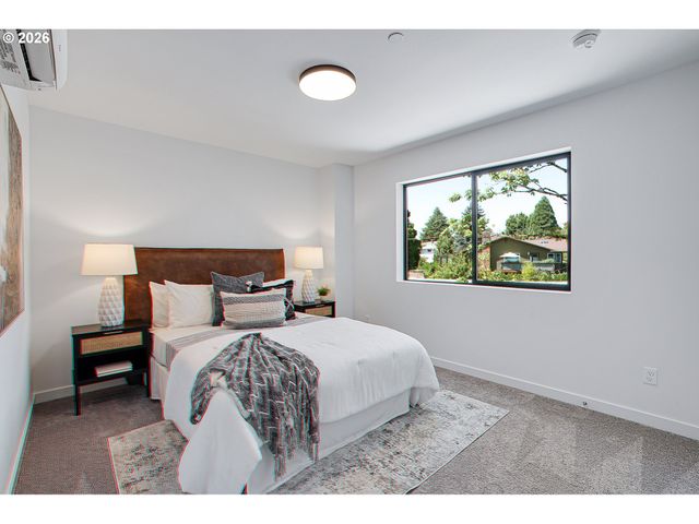 7306 Sw 13th Ave, Portland, OR 97239