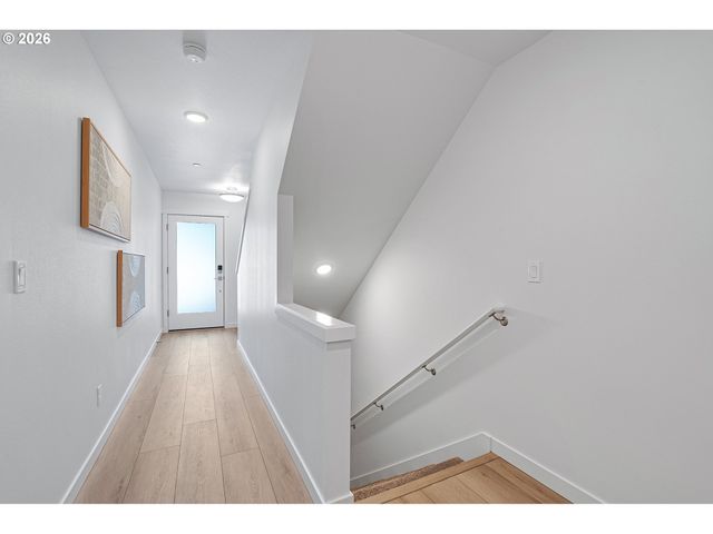 7306 Sw 13th Ave, Portland, OR 97239