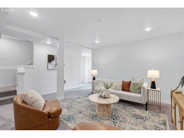 7306 Sw 13th Ave, Portland, OR 97239