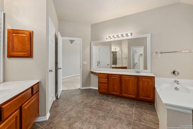 26415 Walden Oak, San Antonio, TX 78260