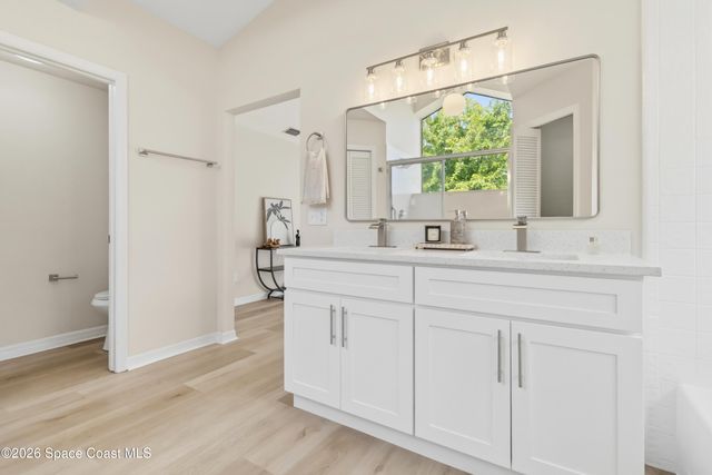 598 Pine Forest Court, Melbourne, FL 32940