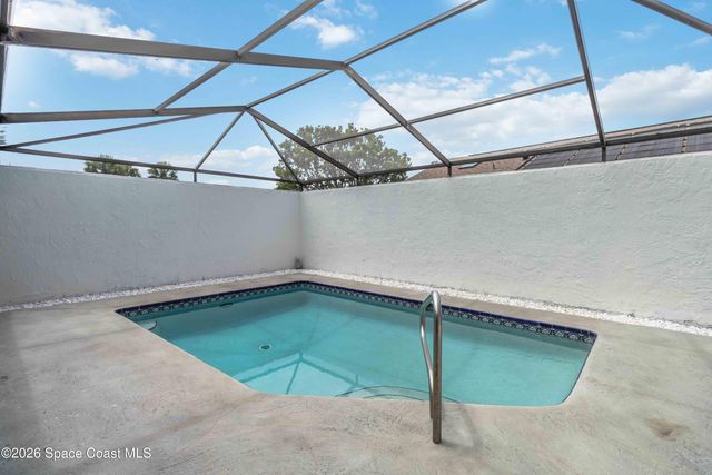 598 Pine Forest Court, Melbourne, FL 32940