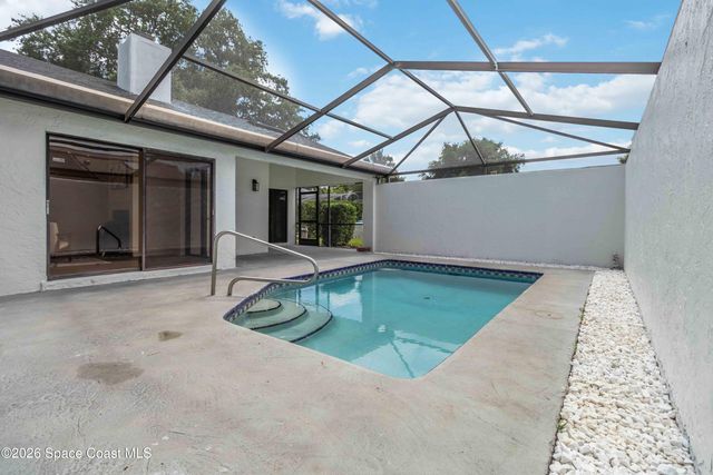 598 Pine Forest Court, Melbourne, FL 32940