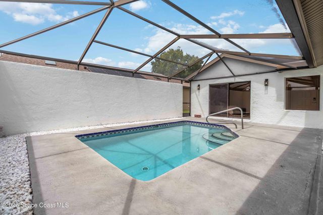 598 Pine Forest Court, Melbourne, FL 32940