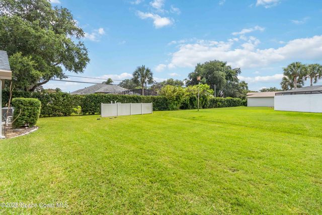 598 Pine Forest Court, Melbourne, FL 32940