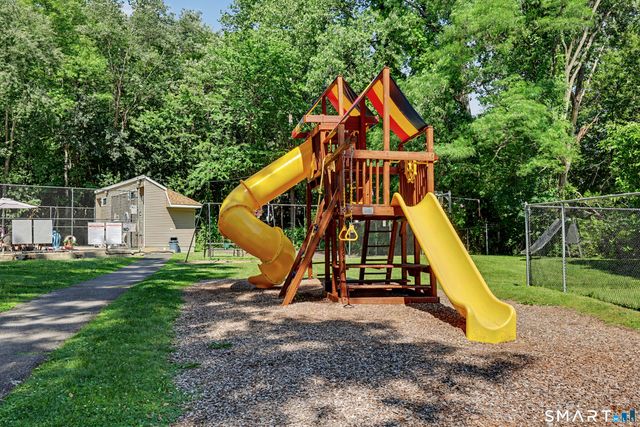 8 Rose Lane 24-7, Danbury, CT 06811