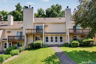 8 Rose Lane 24-7, Danbury, CT 06811
