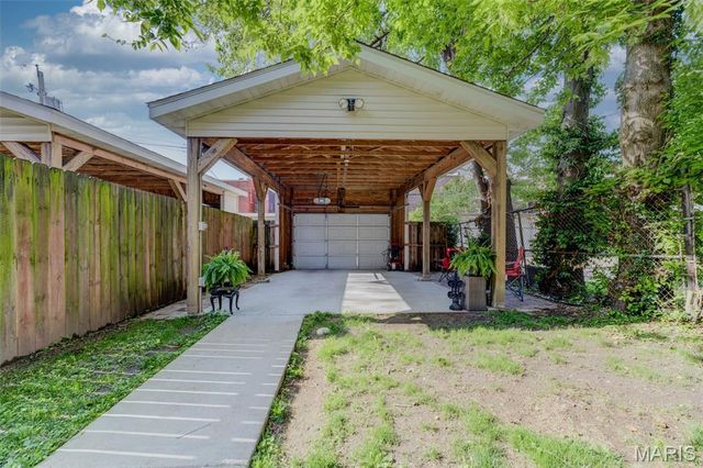 2732 Accomac Street, St Louis, MO 63104