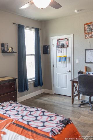 113 Ava Ridge, La Vernia, TX 78121