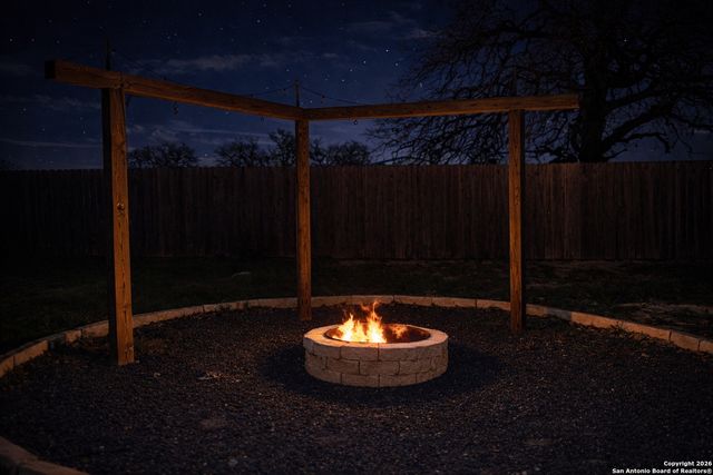 113 Ava Ridge, La Vernia, TX 78121