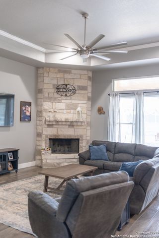 113 Ava Ridge, La Vernia, TX 78121