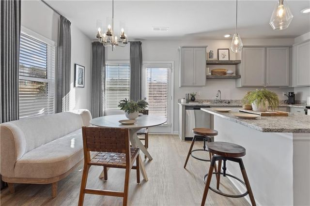 217 Ivey Terrace 32, Temple, GA 30179