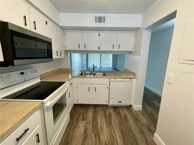 3258 CANDLE RIDGE DRIVE 203, Orlando, FL 32822