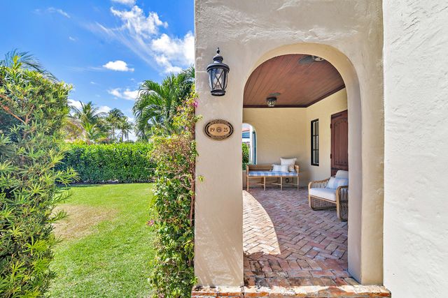 347 Plymouth Road, West Palm Beach, FL 33405