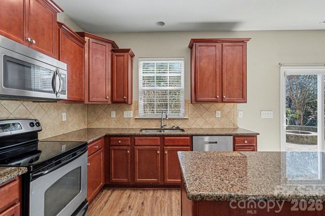 7202 Kinley Commons Lane, Charlotte, NC 28278