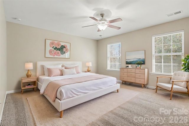 7202 Kinley Commons Lane, Charlotte, NC 28278