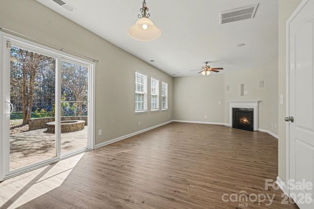 7202 Kinley Commons Lane, Charlotte, NC 28278