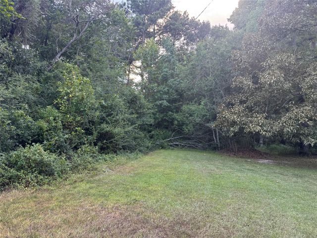 000 Crescent Boulevard, Cleveland, TX 77327