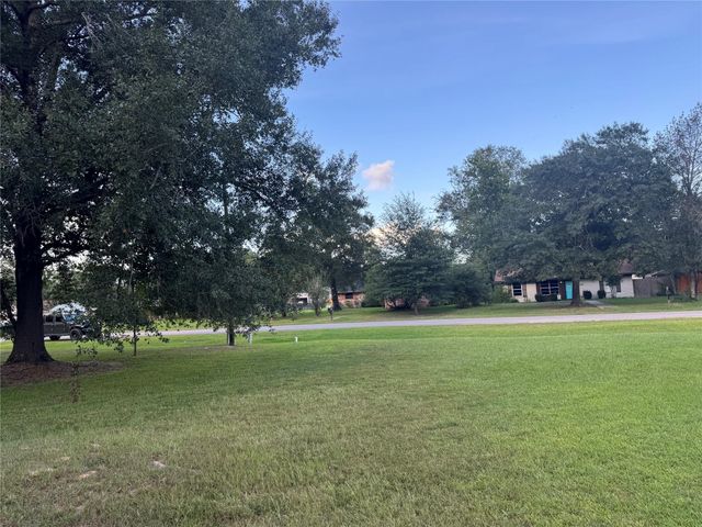 000 Crescent Boulevard, Cleveland, TX 77327