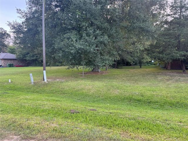 000 Crescent Boulevard, Cleveland, TX 77327