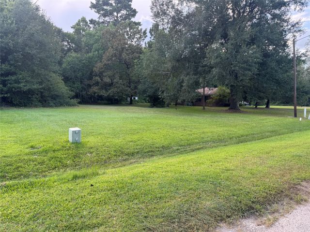 000 Crescent Boulevard, Cleveland, TX 77327