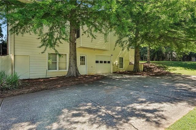 3225 Sunflower Way, Alpharetta, GA 30004