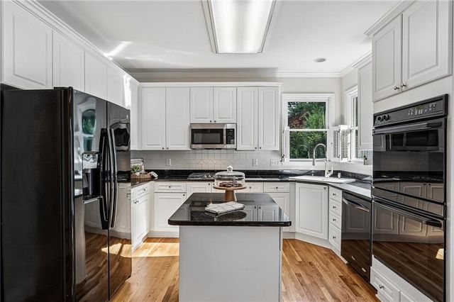 3225 Sunflower Way, Alpharetta, GA 30004