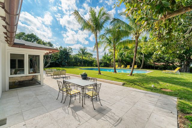 1008 N Ocean Boulevard, Gulf Stream, FL 33483