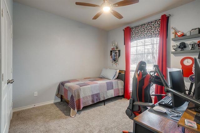 424 Ketron Road, Burleson, TX 76028