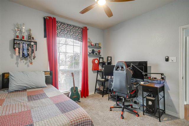 424 Ketron Road, Burleson, TX 76028