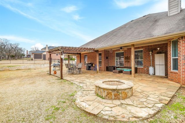 424 Ketron Road, Burleson, TX 76028