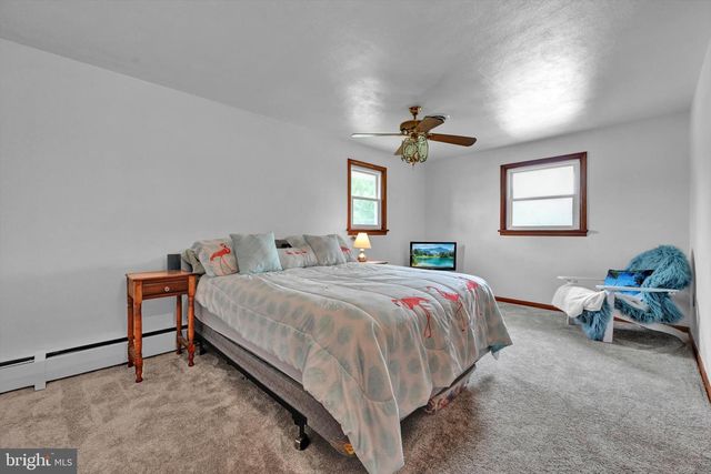 33 JAYANN DR, Lebanon, PA 17042