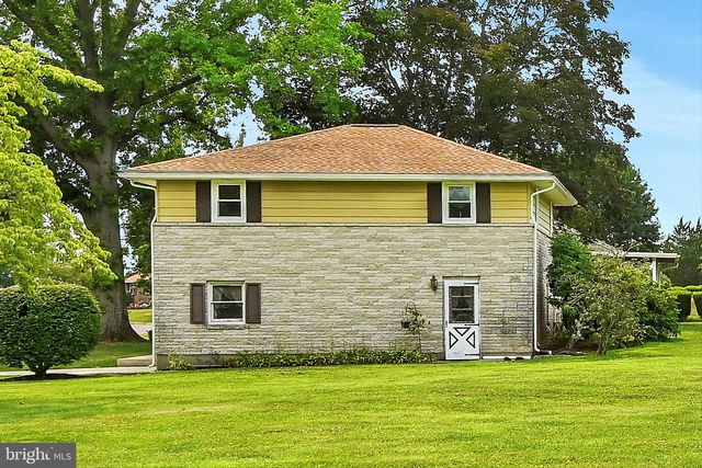 33 JAYANN DR, Lebanon, PA 17042