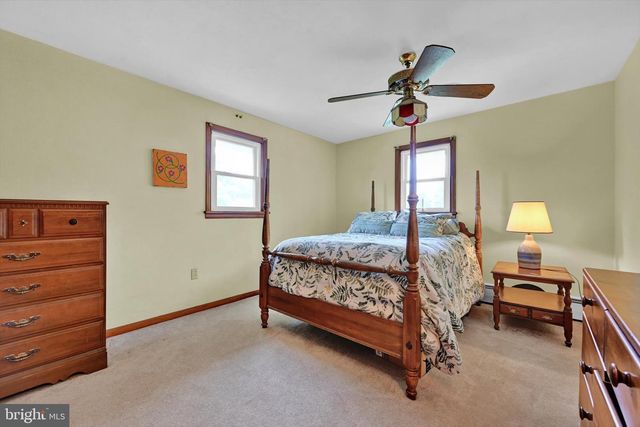 33 JAYANN DR, Lebanon, PA 17042