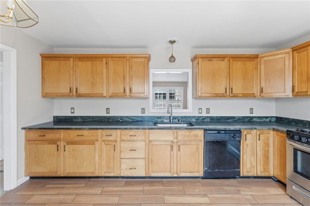 281 Swan Street A, Providence, RI 02905