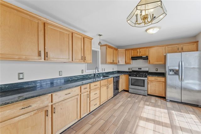 281 Swan Street A, Providence, RI 02905