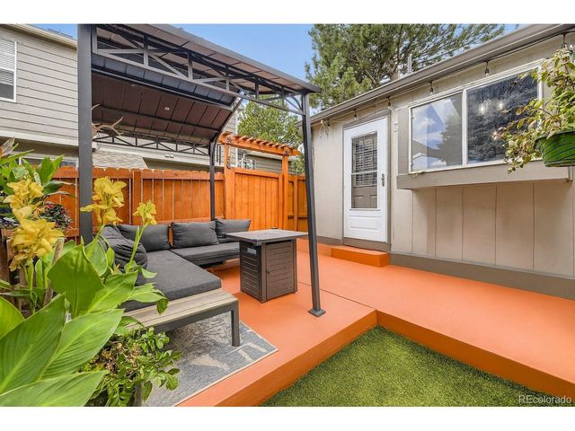 16953 E Whitaker Dr F, Aurora, CO 80015