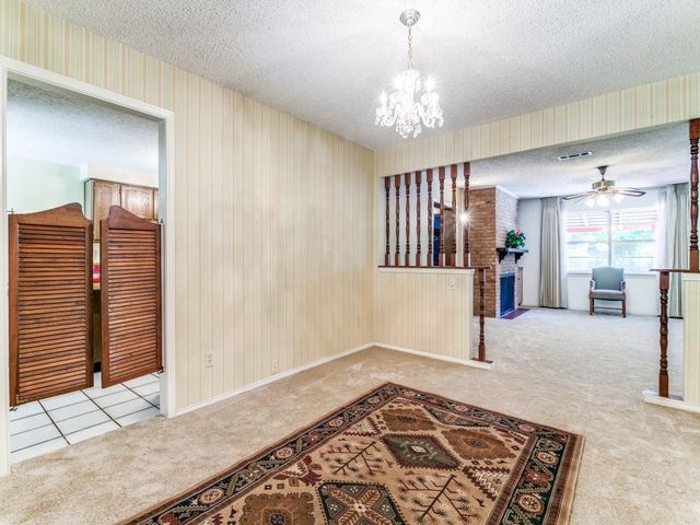 1132 N Irving Heights Drive, Irving, TX 75061