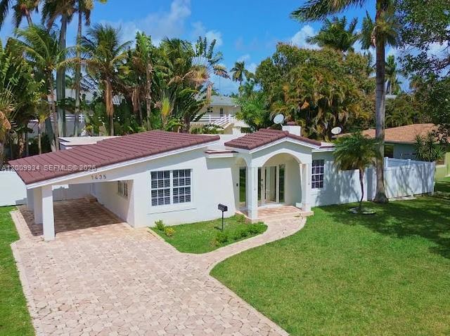 1435 Grant St, Hollywood, FL 33020