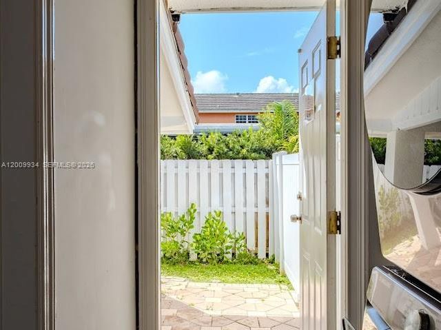 1435 Grant St, Hollywood, FL 33020