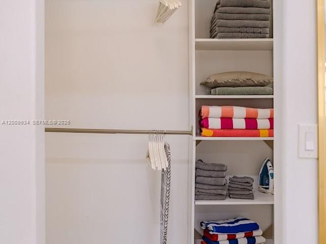 1435 Grant St, Hollywood, FL 33020