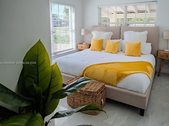 1435 Grant St, Hollywood, FL 33020