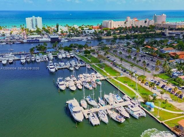 1435 Grant St, Hollywood, FL 33020