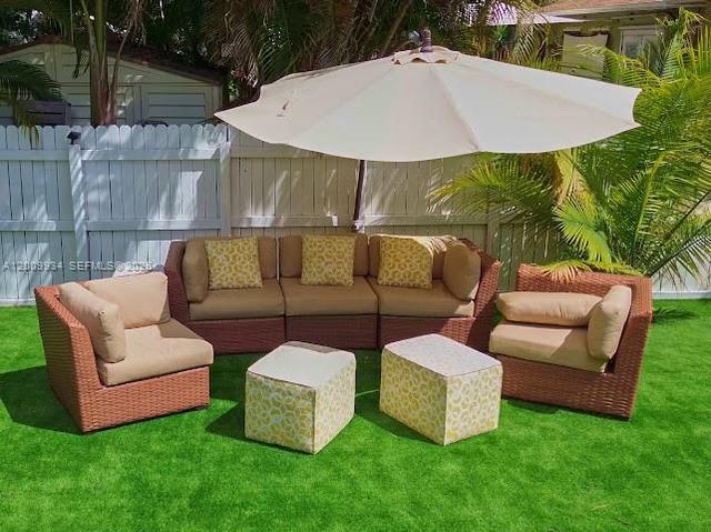 1435 Grant St, Hollywood, FL 33020