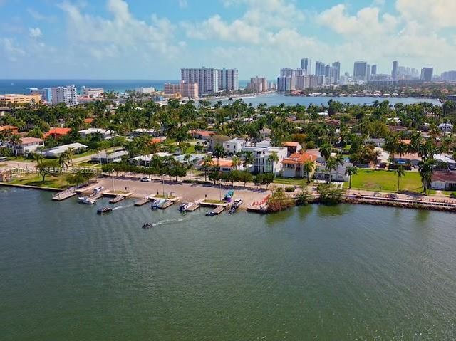 1435 Grant St, Hollywood, FL 33020