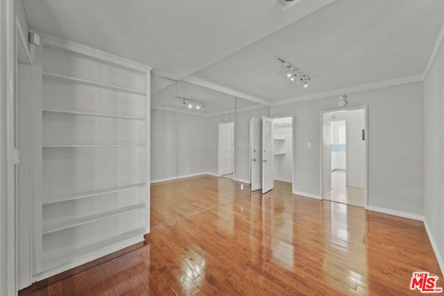 1323 N Olive Drive 39B, West Hollywood, CA 90069