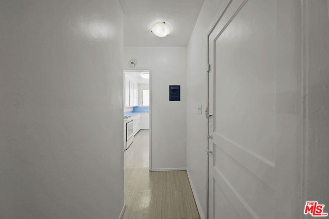 1323 N Olive Drive 39B, West Hollywood, CA 90069