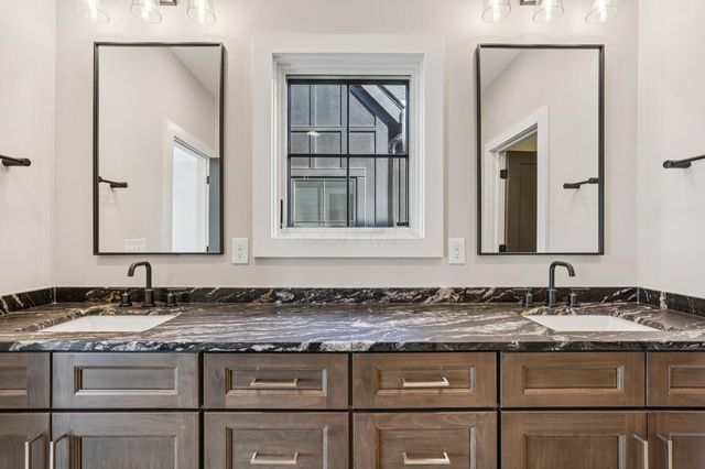 2828 Kobuk Drive, Columbus, OH 43228